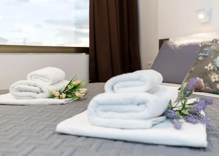 Apinelo Tower Rooms